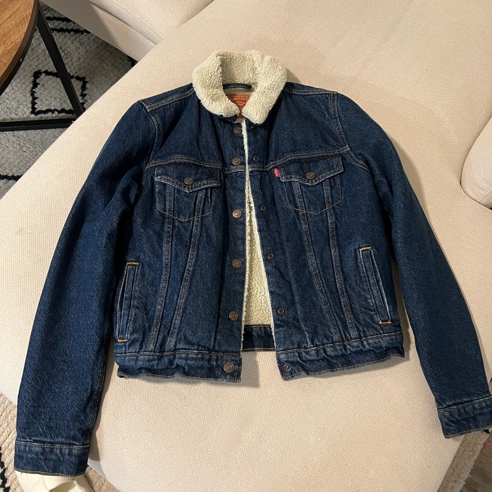 Levi's Blue Jean Jacket with Cream Sherpa Collar